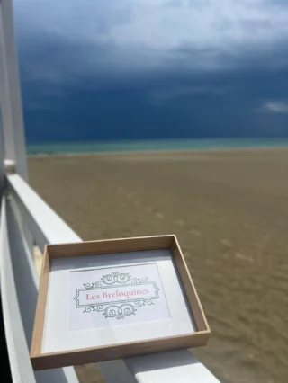 L’été qui se fait attendre mais les nouveaux modèles sont en réalisation… à suivre ! 🤗

#bijouxprecieux #artisanat
# résine #medaillon#madeinfrande #occitanie
#croix #bijouxdores